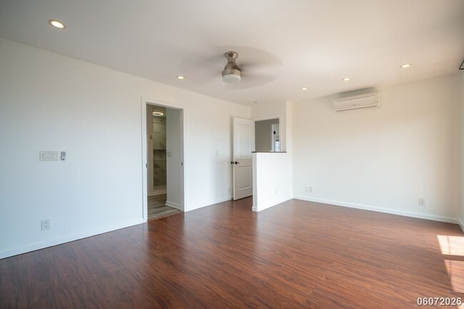 Building Photo - $3650.00 | 2bd/2.5ba Single Family Home in Halawa Heights