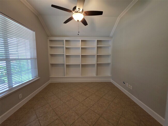 Building Photo - 6146 Bradie Ct