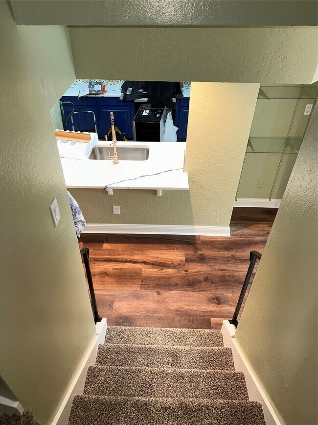 Building Photo - 14663 Perthshire Rd