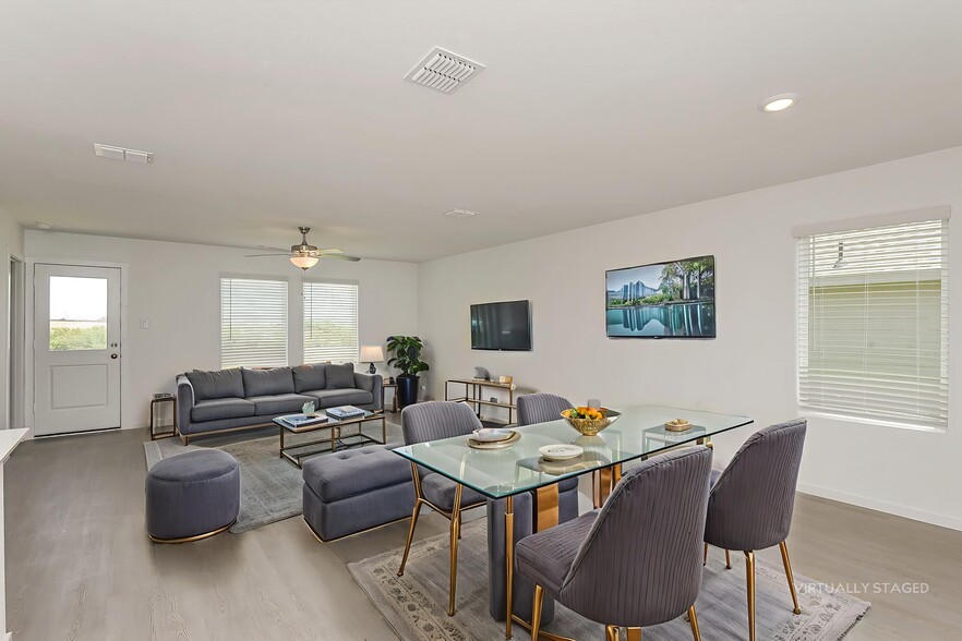 Building Photo - 2753 Mistwood Dr