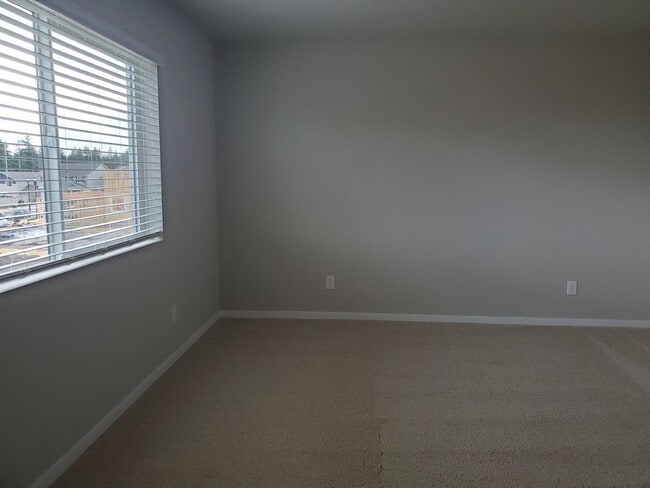Building Photo - Beautiful home in excellent location!!!