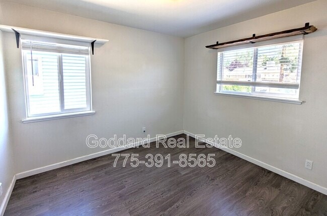 Building Photo - 440 K St