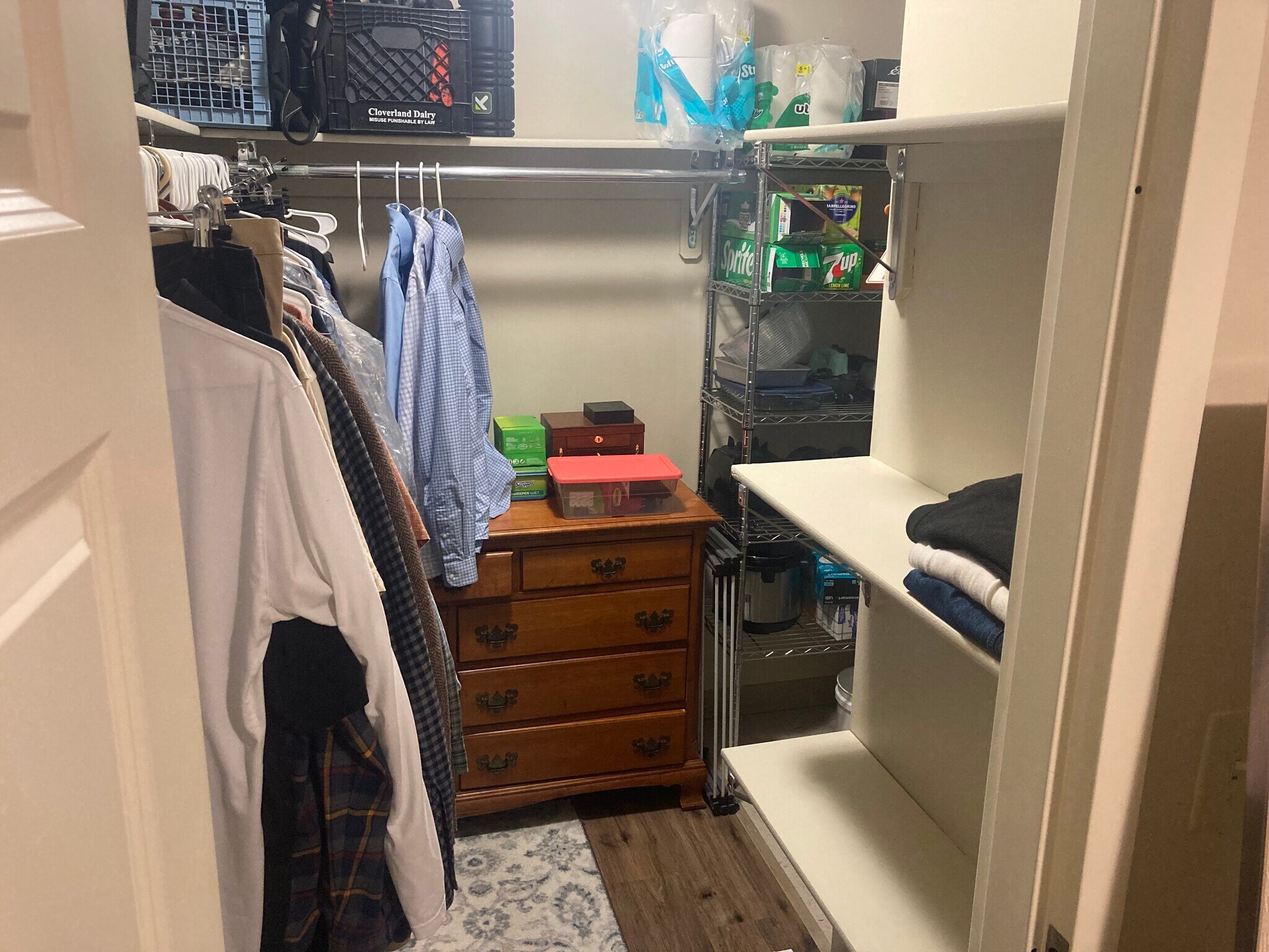 Building Photo - 10 Florence St