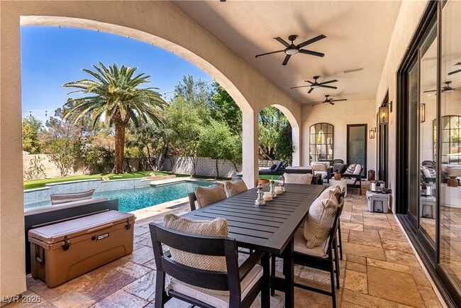 Building Photo - 190 Inveraray Ct