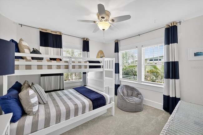 Building Photo - 235 10th Ave NE