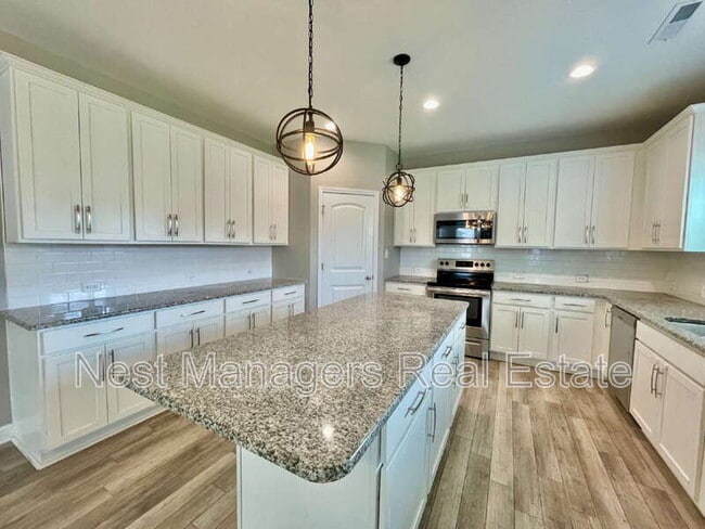 Building Photo - 356 Kensington Dr