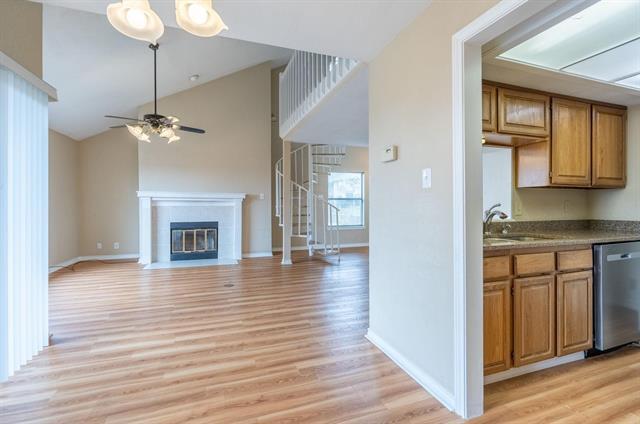 Building Photo - 1518 Signal Ridge Pl