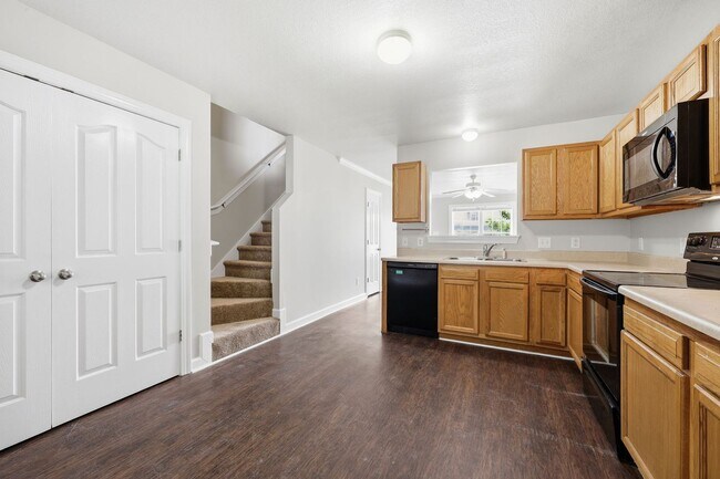 Building Photo - Carolina Forest Townhome
