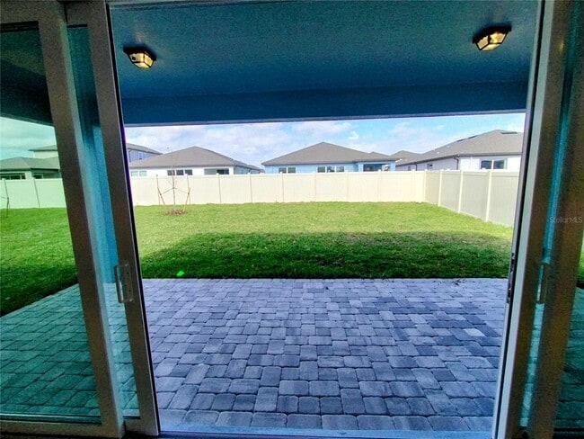 Building Photo - 33325 Binding Ties Ln