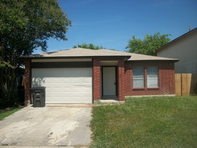Primary Photo - NICE HOME NEAR EVERYTHING