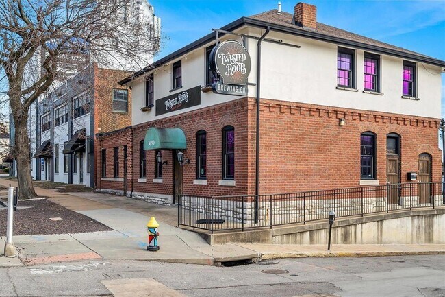 Building Photo - 4101 Laclede Ave