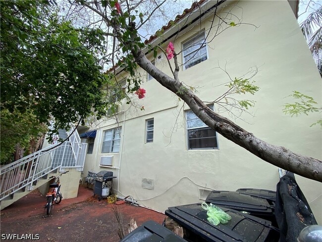 Building Photo - 795 84th St