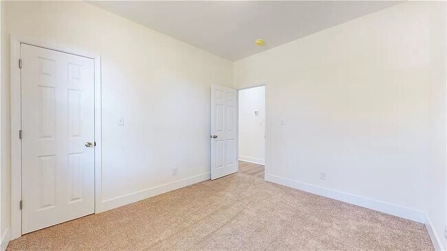 Building Photo - 3050 St Paul St