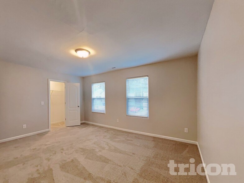 Building Photo - 945 Joselynn Drive