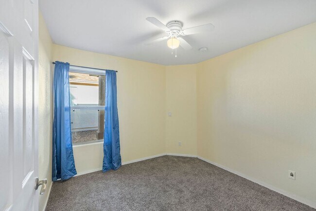 Building Photo - 4 Bedroom Home In Award Winning Vail Schoo...