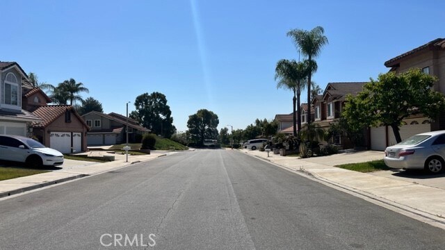 Building Photo - 2352 Eaglewood Dr