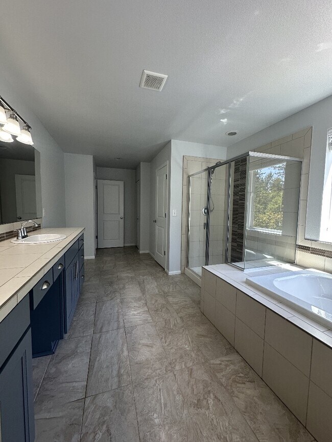 Building Photo - 27466 211th Ct SE