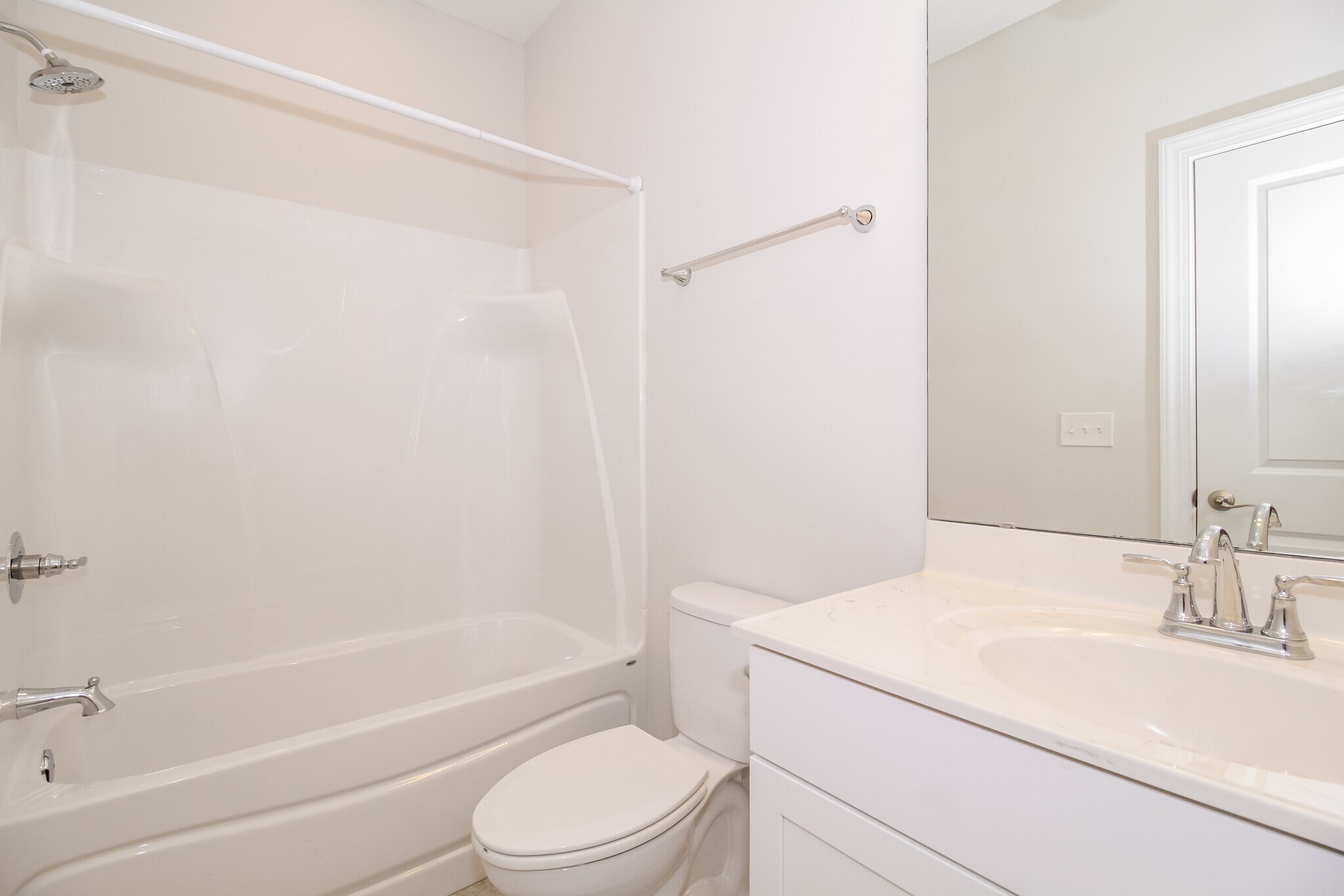 Building Photo - 188 Glenshee Ct