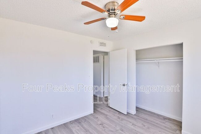 Building Photo - 1417 E Southern Ave