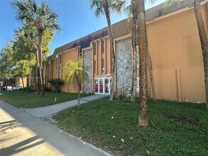 Building Photo - 1280 W 54th St