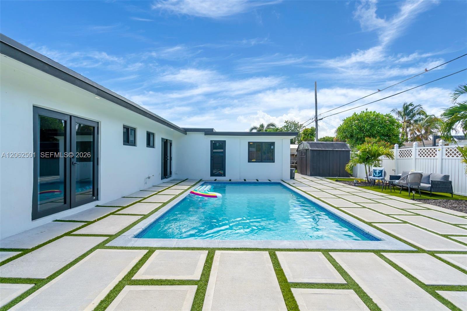 Building Photo - 3609 SW 23rd St