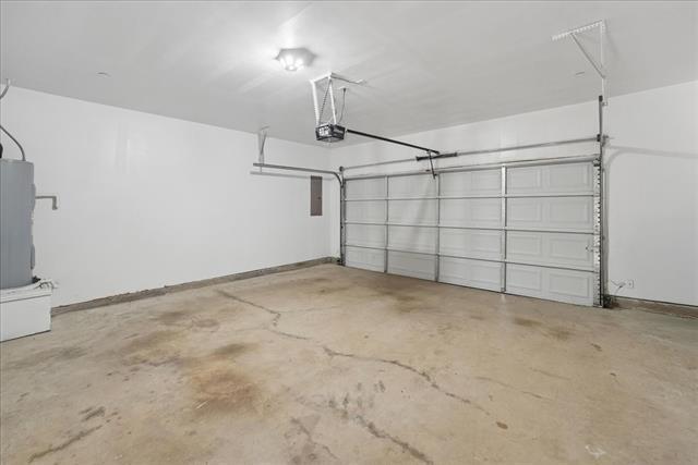 Building Photo - 2220 Sandshell St