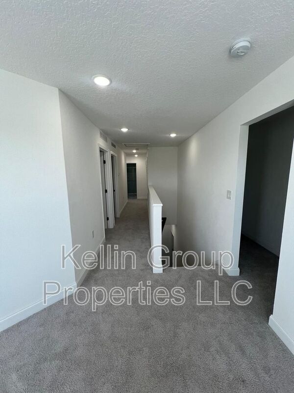 Building Photo - 1334 Salisbury Dr