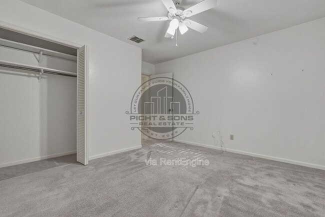Building Photo - 713 Pointe Ct