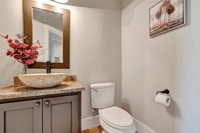 Building Photo - 6303 Star Light Ct