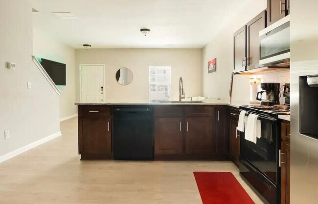 Building Photo - 4037 Braxton Pl SW