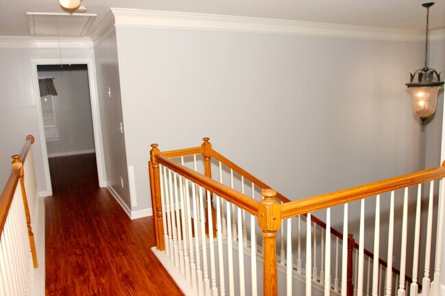 Building Photo - 2927 Arbor Creek Ln