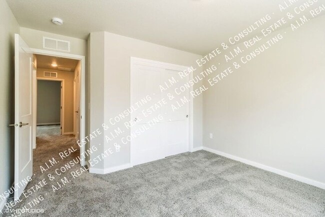 Building Photo - 2020 Otley Ave