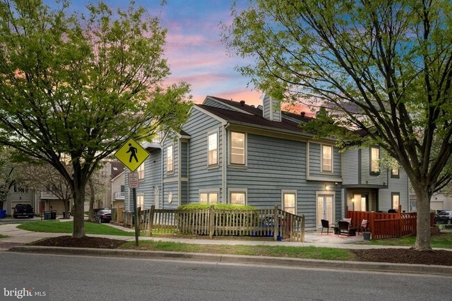 Building Photo - 9432 Trevino Terrace