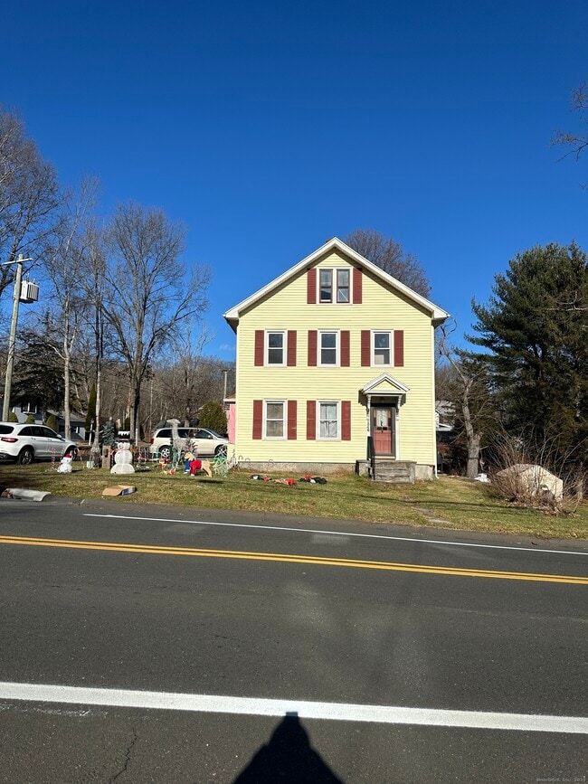 Primary Photo - 1046 Main St