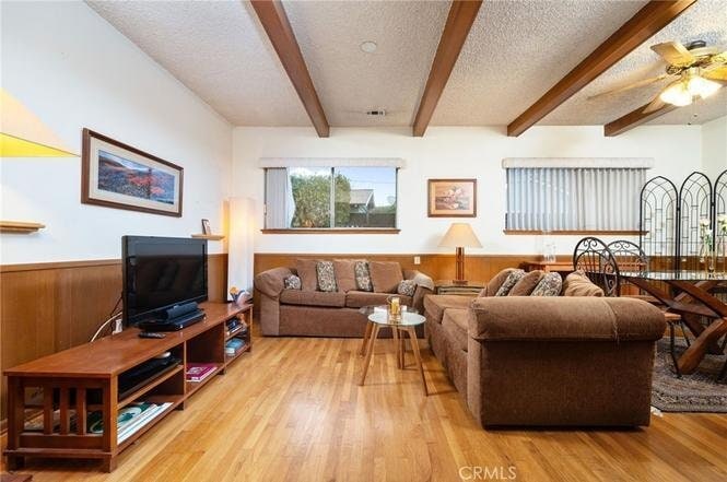 Building Photo - 549 California Dr