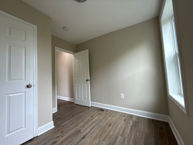 Building Photo - 3 BedRoom House In Baltimore City