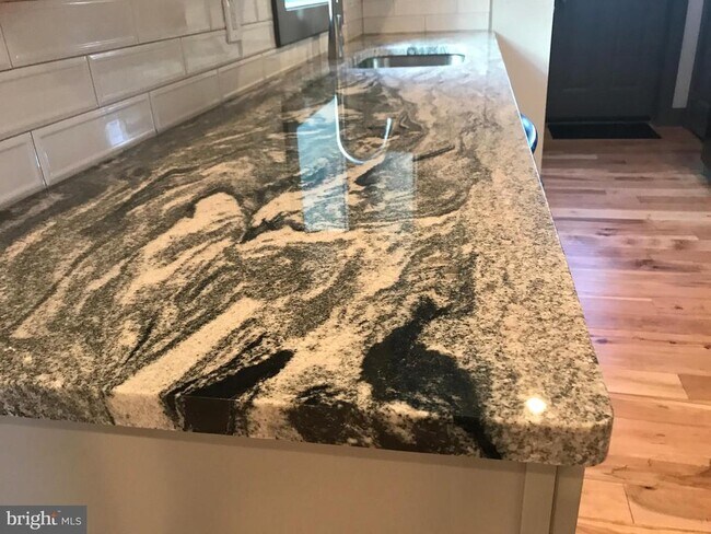 Building Photo - 1829 N Ringgold St