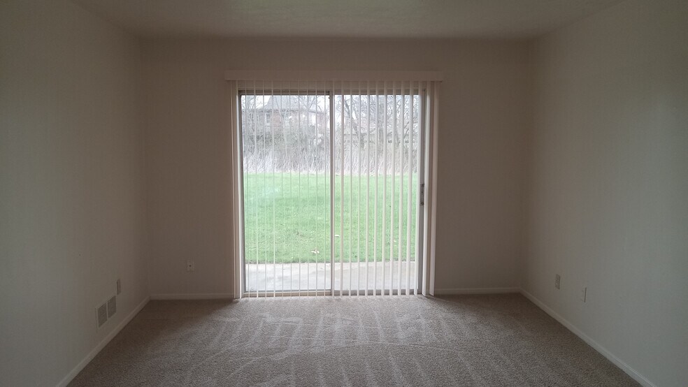 Building Photo - 8045 Pippin Rd