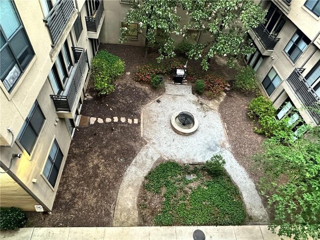 Building Photo - 400 17th St NW