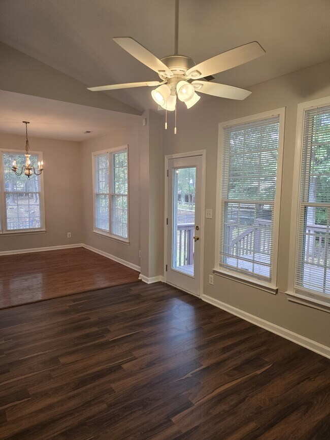 Building Photo - 7803 Harrington Woods Rd