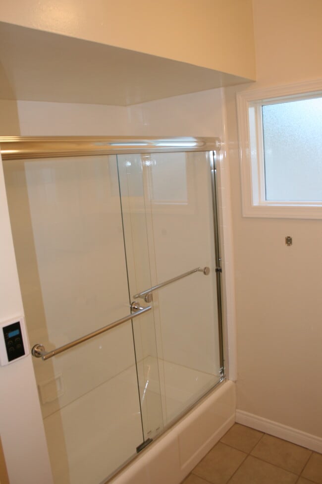 Building Photo - 3569 N E St