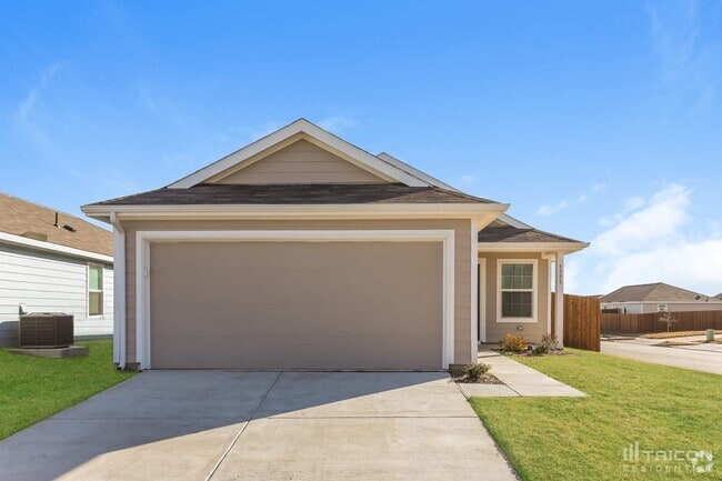 Building Photo - 5355 Curwood Dr