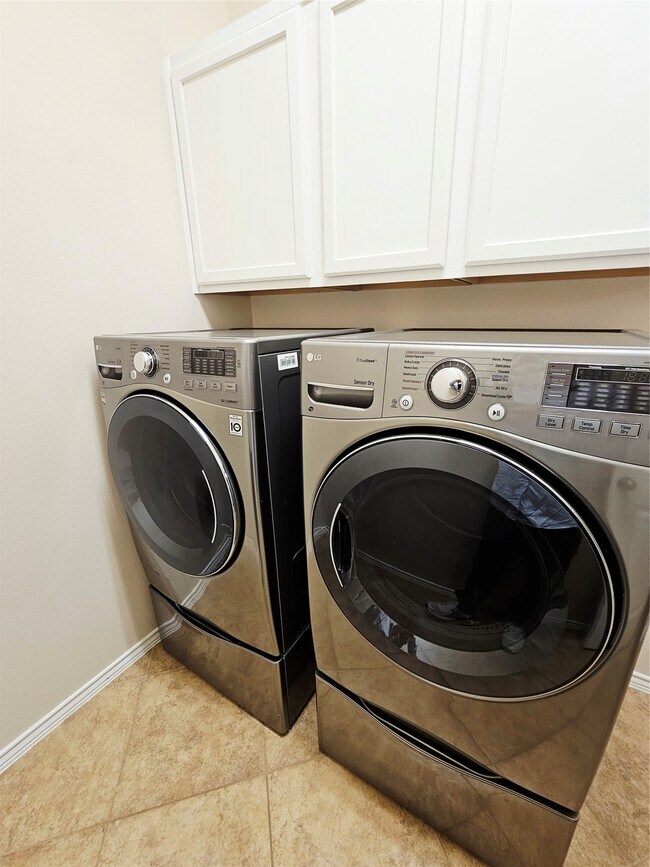 Building Photo - 14715 E Ginger Spice Ct