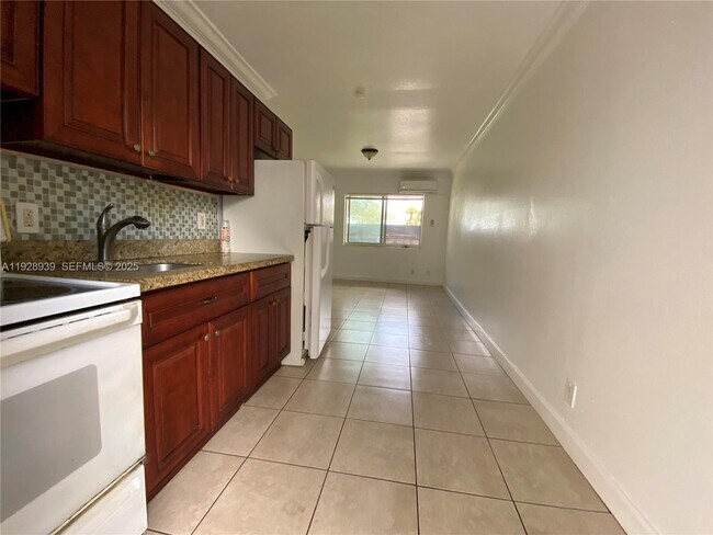 Building Photo - 6014 Rodman St