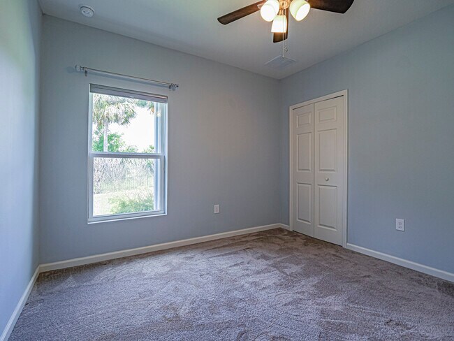 Building Photo - 1821 Berkshire Cir SW