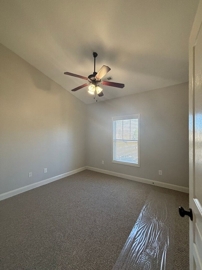 Building Photo - Coming Soon! Stunning 3 bedroom/2 Bath Home in Gray, $2200