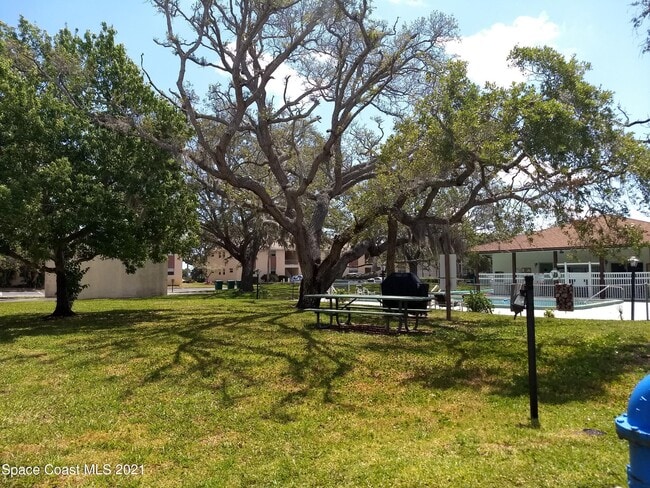 Building Photo - 3135 Shady Dell Ln