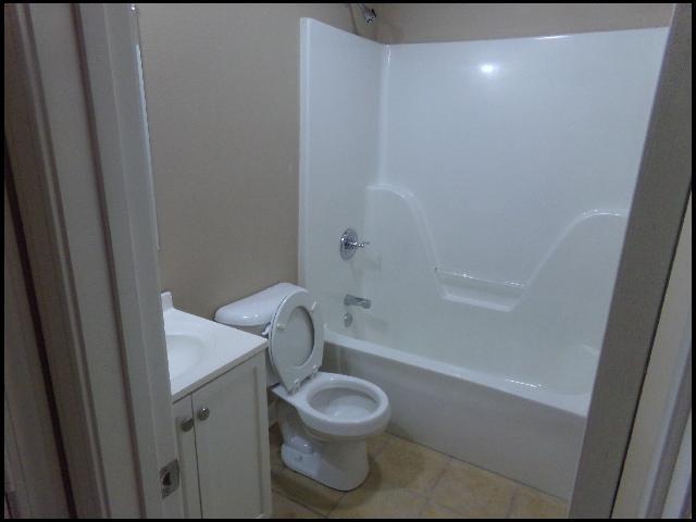 Building Photo - 264 Glenna Ln