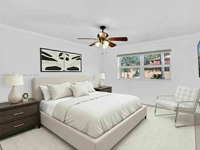 Building Photo - 4416 SW 35th Ave