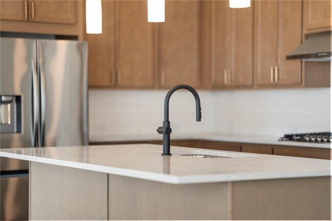 Building Photo - 1042 Winding Br Dr